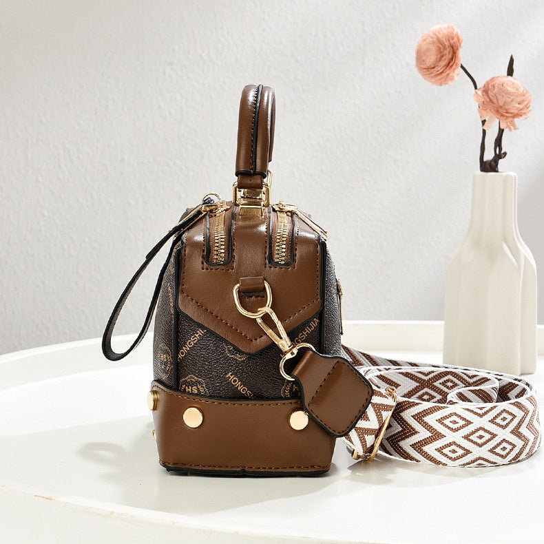 2025 New Arrival: Large Capacity Women's Shoulder Bag - Crossbody Sling Bag | Light Luxury Small Square Bag | Premium Leather, Dual Zipper, Secure & Stylish
