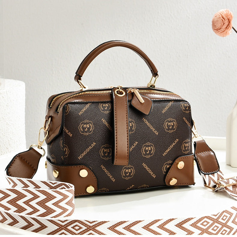 2025 New Arrival: Large Capacity Women's Shoulder Bag - Crossbody Sling Bag | Light Luxury Small Square Bag | Premium Leather, Dual Zipper, Secure & Stylish