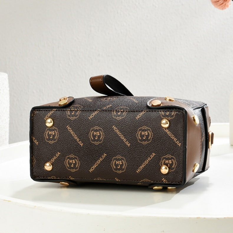 2025 New Arrival: Large Capacity Women's Shoulder Bag - Crossbody Sling Bag | Light Luxury Small Square Bag | Premium Leather, Dual Zipper, Secure & Stylish